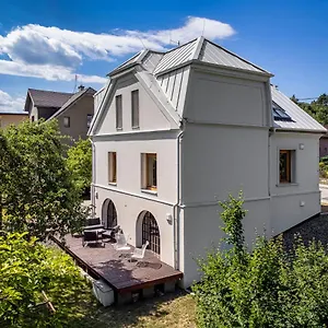 Atelier A Domeček S Terasou Psohlavci Apartmán